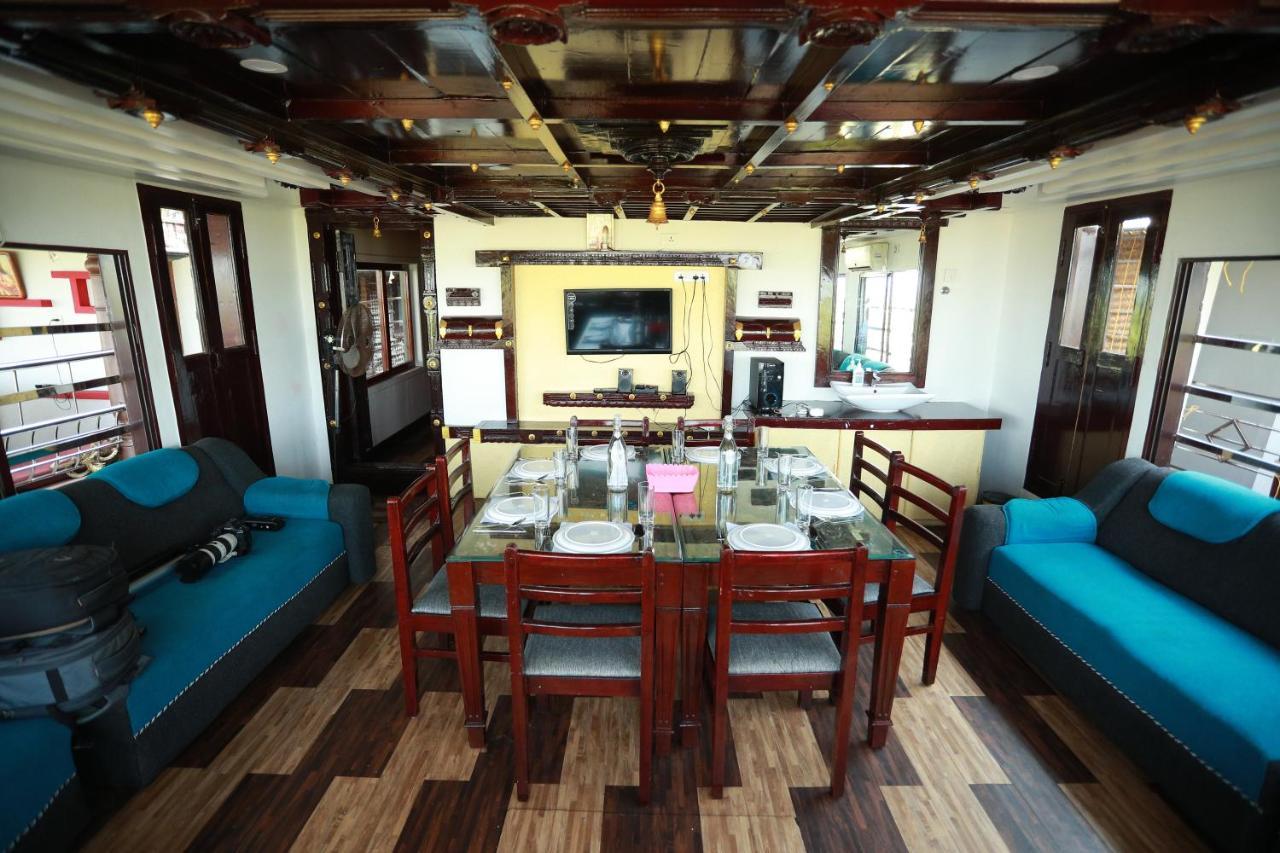 Sreekrishna Houseboat C/O Sreekrishna Ayurveda Panchakarma Centre Hotel Alappuzha Exterior foto